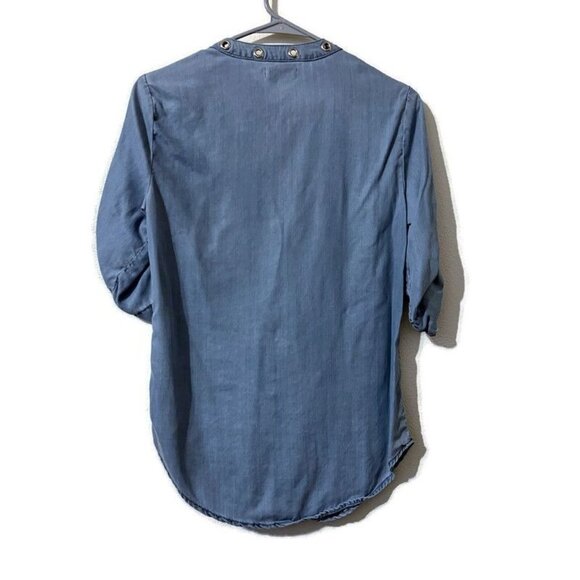 BEBE BLOUSE DENIM BUTTOM DOWN SIZE S - Picture 2 of 16